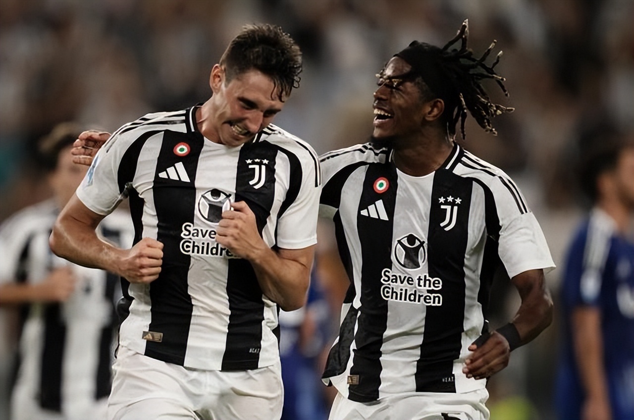 AC米兰横扫尤文，范戴克高光表现