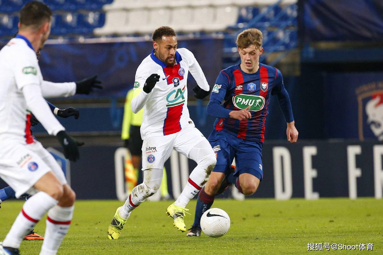 印度队鏖战马来西亚队，桃田贤斗状态火热