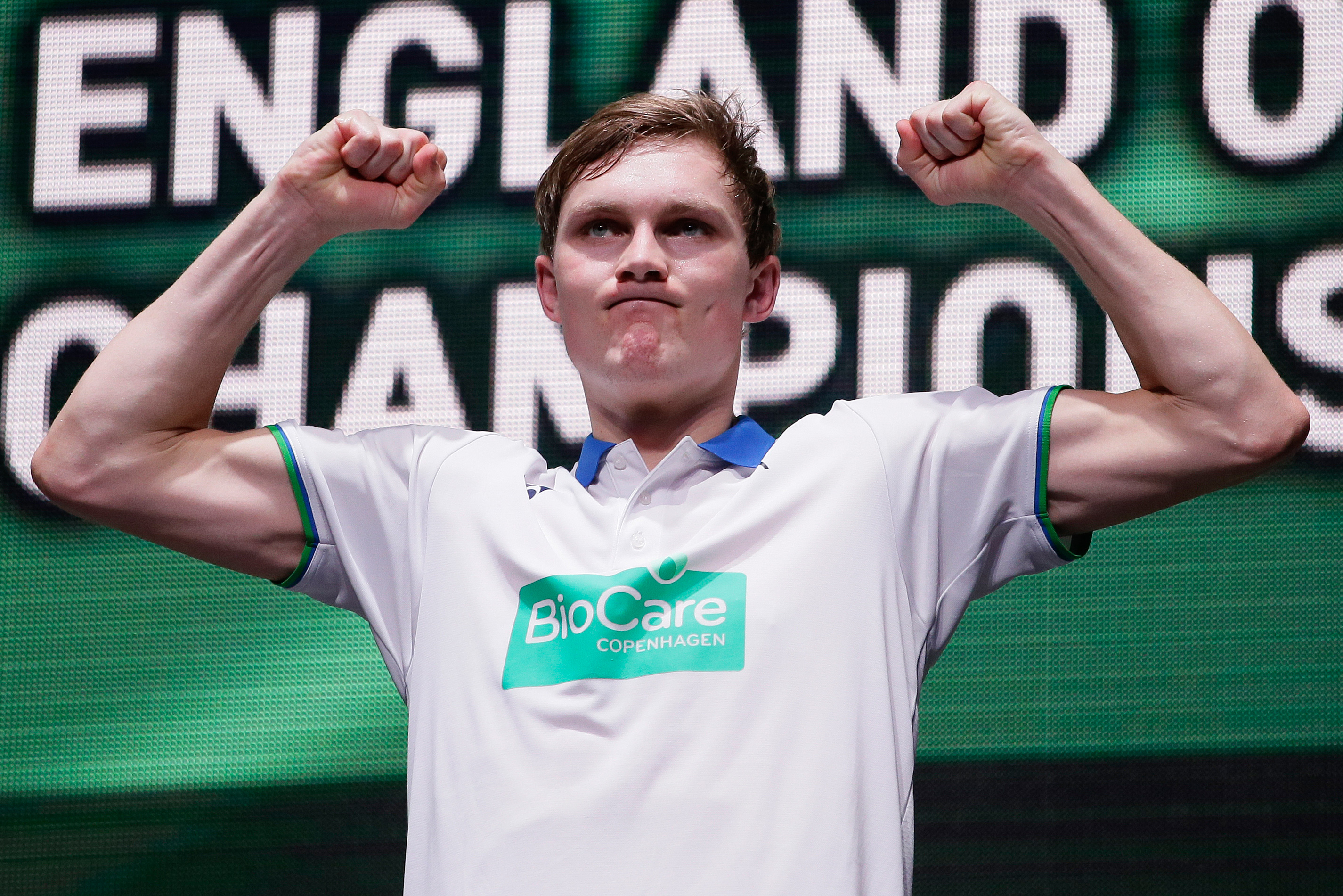 日本队轻取泰国队，安赛龙点燃赛场