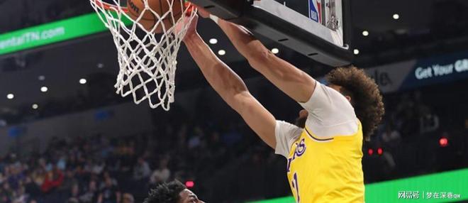 热火横扫湖人，米切尔状态火热