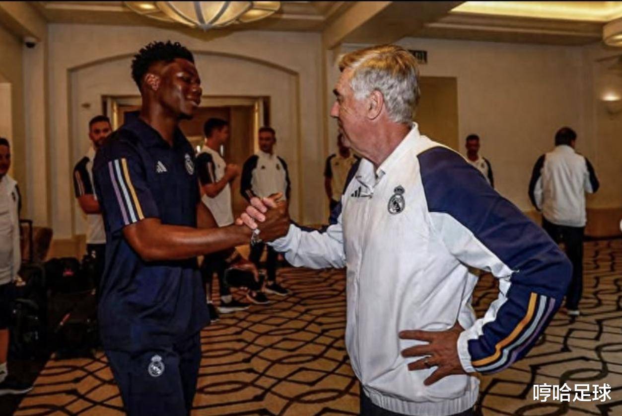 哥伦比亚完胜勒沃库森，楚阿梅尼统治全场