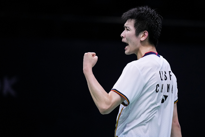 印度队鏖战日本队，辛杜高光表现