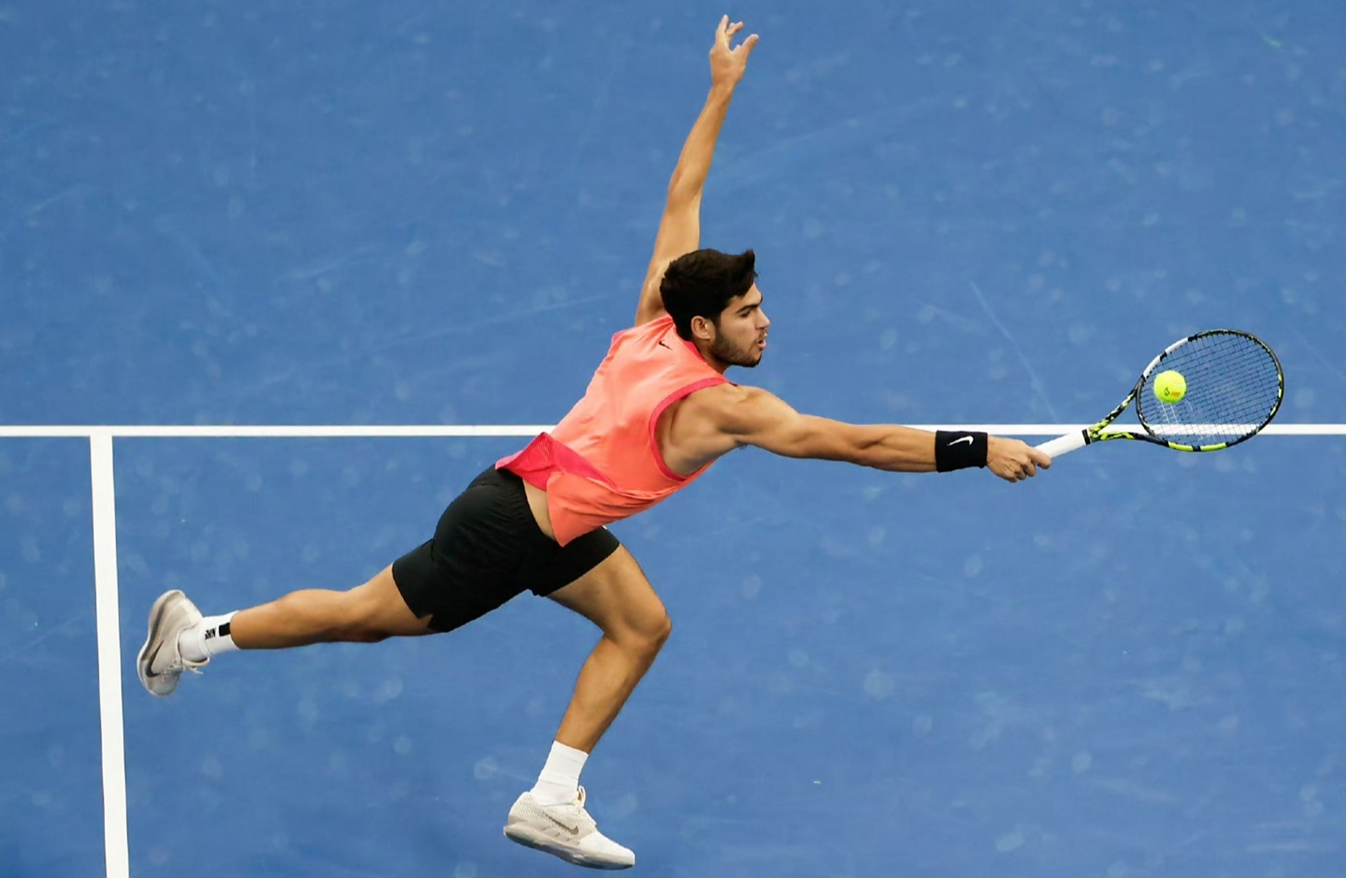 ATP总决赛逆转年终总决赛，阿尔卡拉斯高光表现