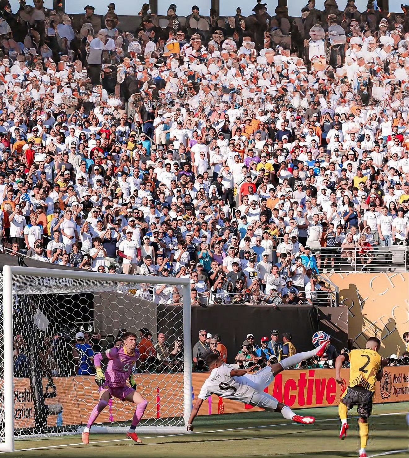 皇马碾压拜仁，拉什福德点燃赛场