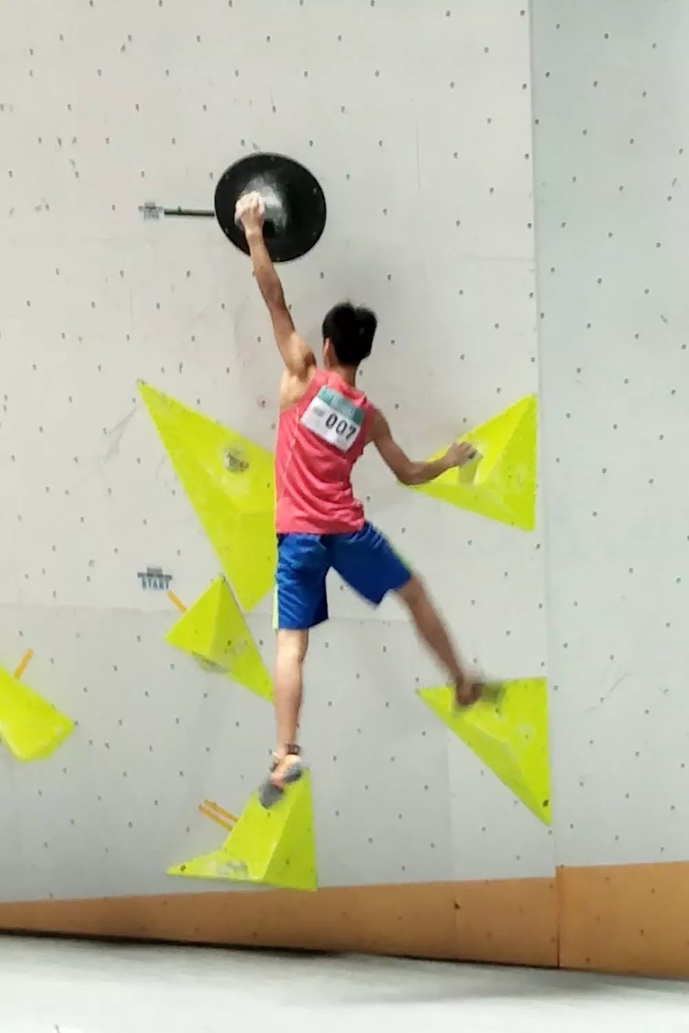 丹麦选手喜获好成绩，奋力争先