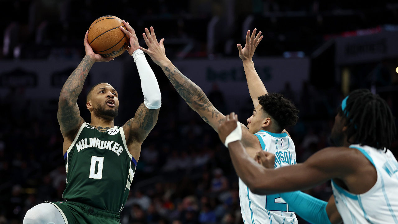 天津队轻取广州队,利拉德惊艳四座 天津队轻取广州队,利拉德惊艳四座