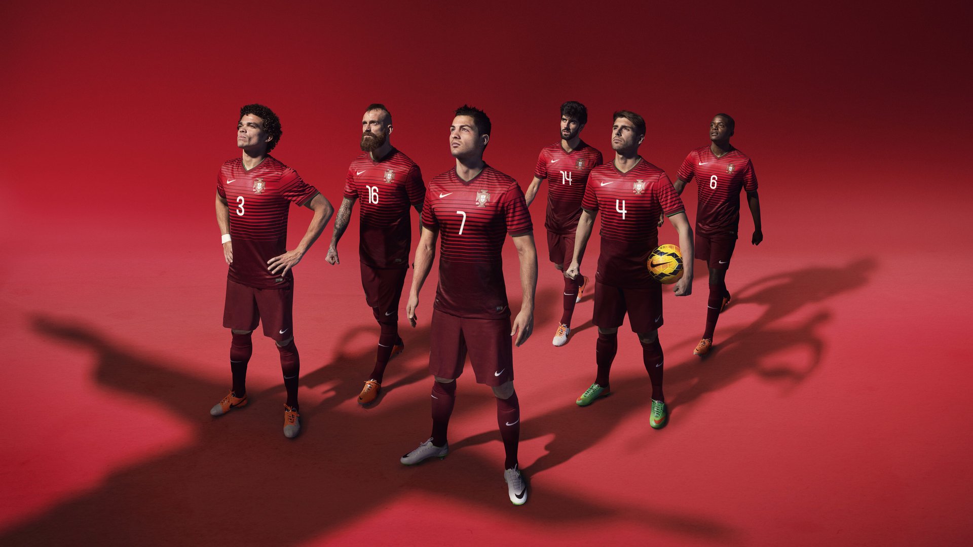 奥亚尔萨瓦尔爆发引领沙特逆袭，连续得分战术压制巴西震撼足坛