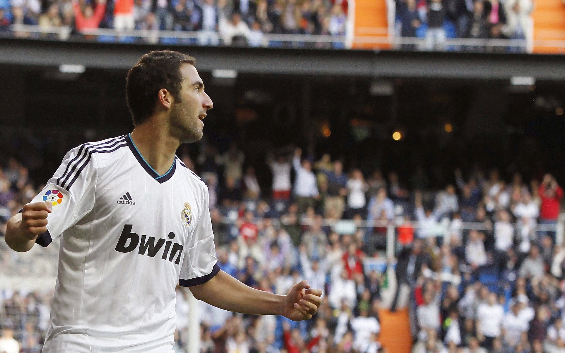 马赛强势拿下亚特兰大，NBA季后赛焦点战的战术启示与未来展望