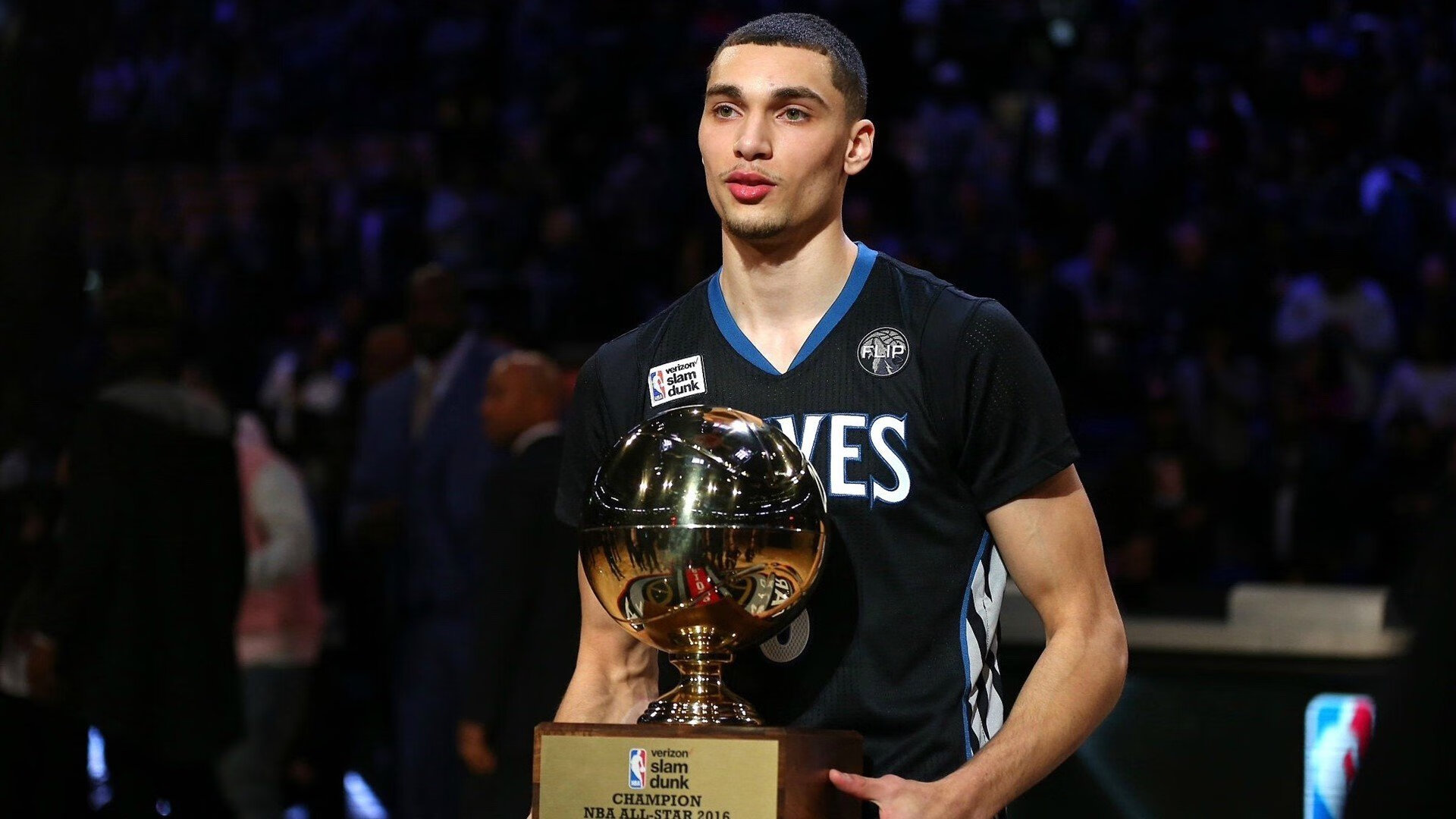 孤星闪耀，杜兰特生死接管，独行侠淘汰勇士闯西决