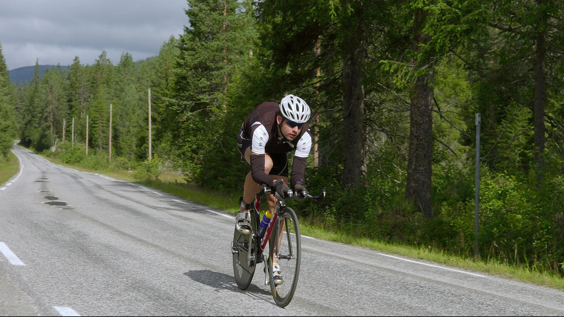 厄德高爆发，巴拉圭击败玻利维亚，一场南美足球的战术博弈